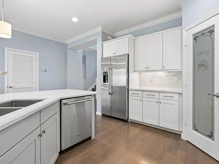 7018 Limestone Cay Rd — Photo 38