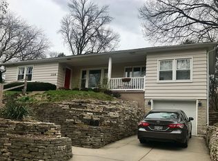 1314 Whenona Dr, Madison, WI 53711