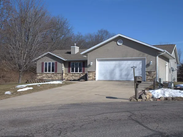 N6752 Turtle Ln, Pardeeville, WI 53954