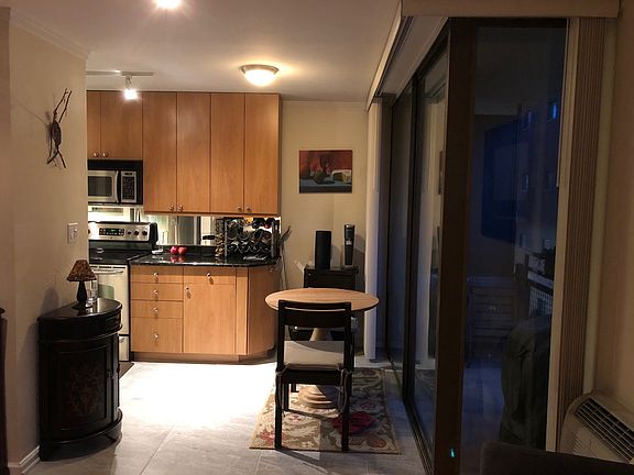 3rd image of 2600 N Hampden Ct APT D3