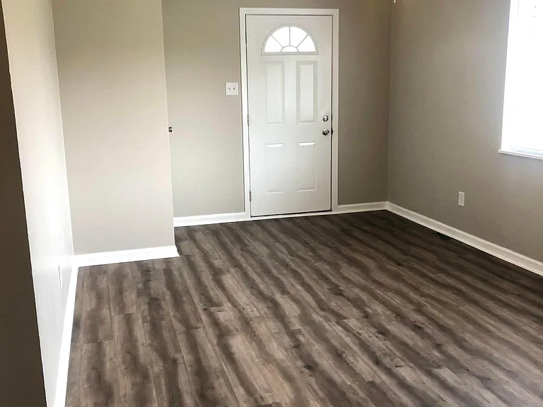 7608 Southfield Dr — Photo 4