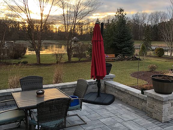 3rd image of 1310 Woodland Springs Dr