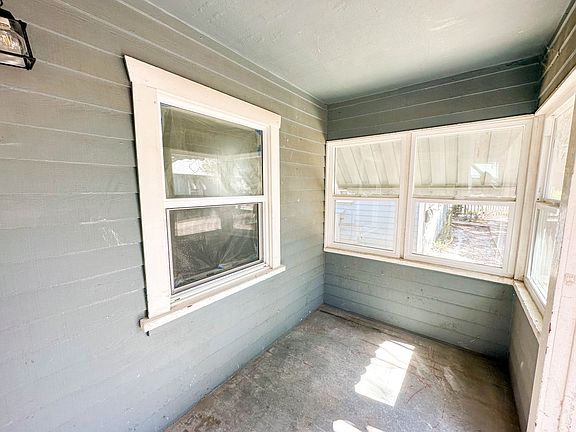5th image of 315 N Main St Unit 4