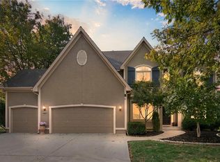 14252 Granada Ct, Leawood, KS 66224