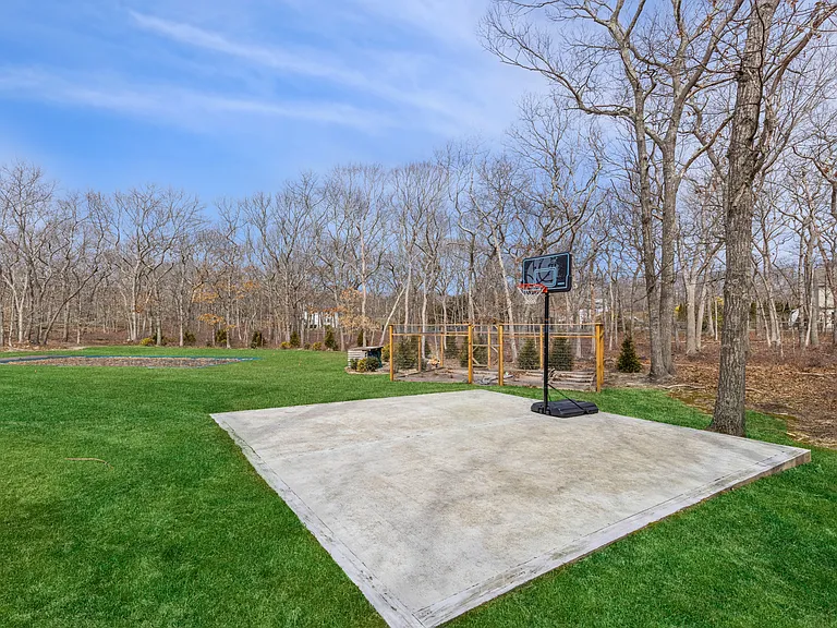 403 Springs Fireplace Rd — Photo 24