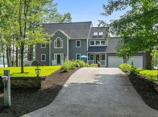 26 Peninsula Dr, Lunenburg, MA 01462
