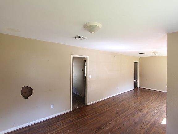 5th image of 120 26th Ave NW