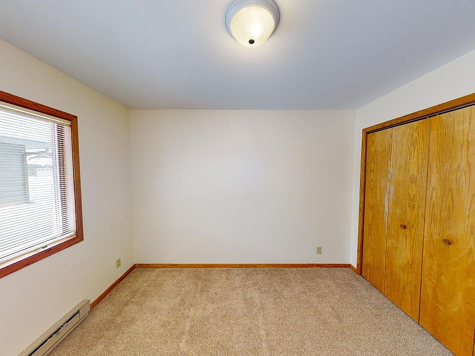 637 Amy Ln Eau Claire WI Zillow