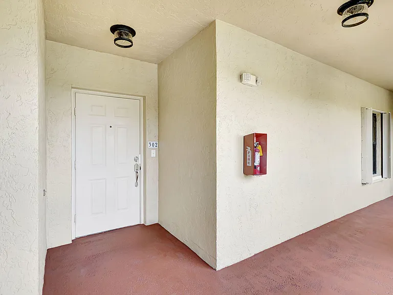 800 Uno Lago Dr #302 — Photo 48
