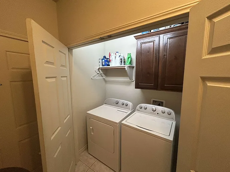 223 Forest Dr — Photo 16