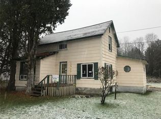 487 Oswegatchie Trail Rd, Oswegatchie, NY 13670