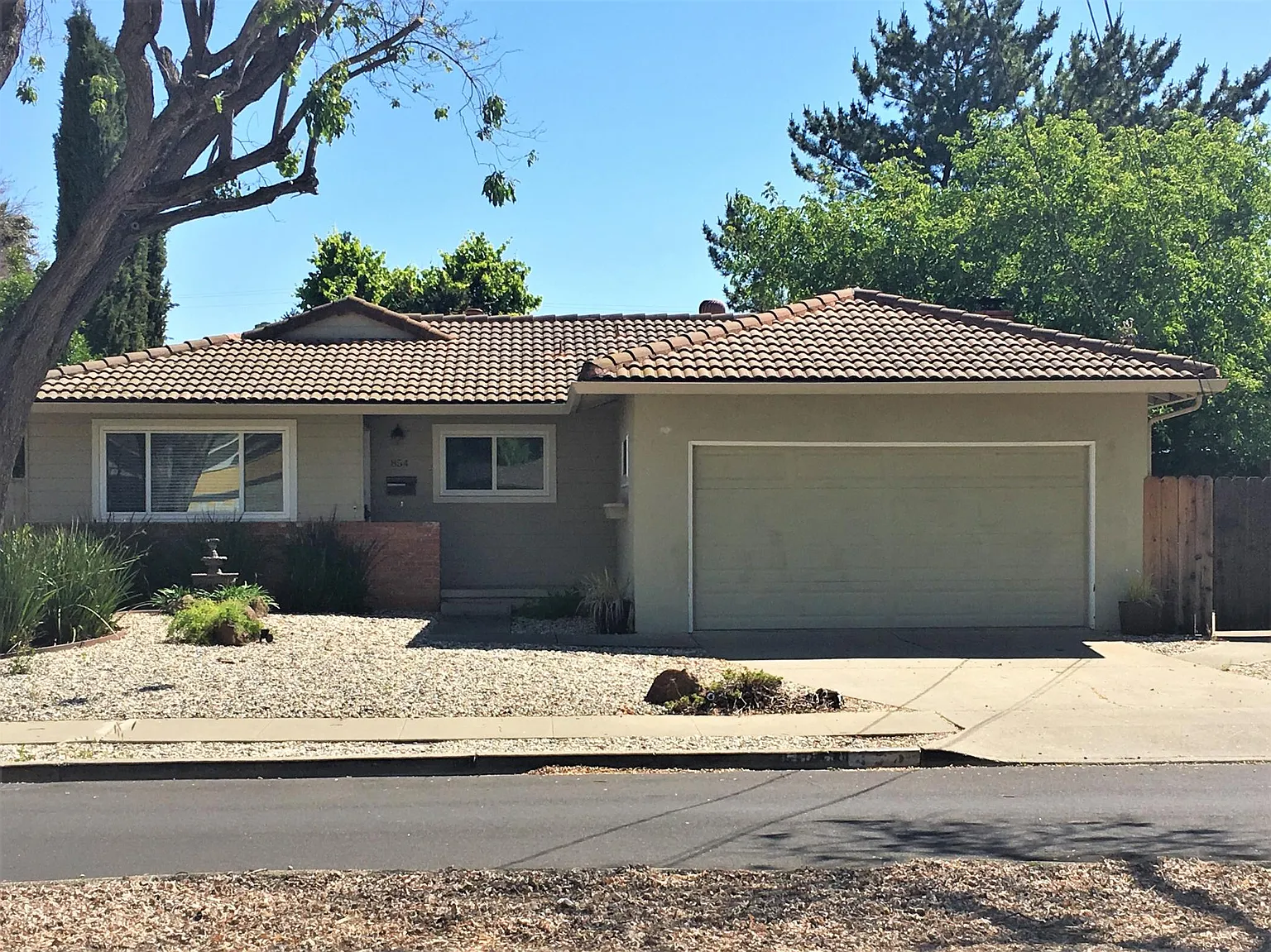 854 San Simeon Dr photo 1