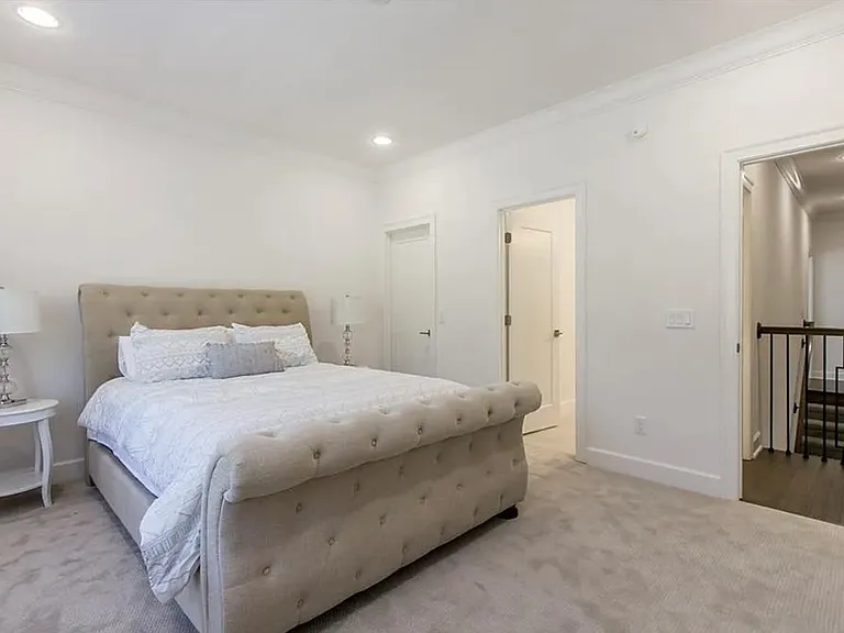 2301 N Marks Mill Ln — Photo 20