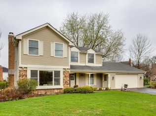 1529 Heatherton Ct, Naperville, IL 60563