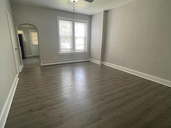 4th image of 42 3rd Ave