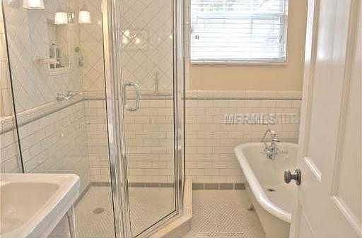 4th image of 129 Adalia Ave