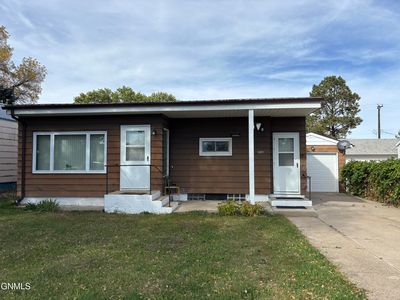 308 3rd St NW, Beulah, ND, 58523