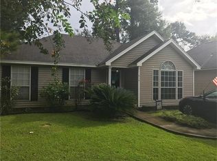 616 Dean St, Mandeville, LA 70448