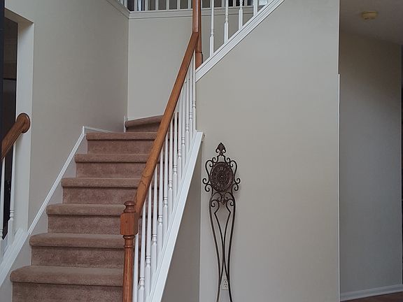 4th image of 22096 Country Way