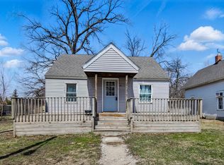 613 3rd Ave SE, Waseca, MN 56093