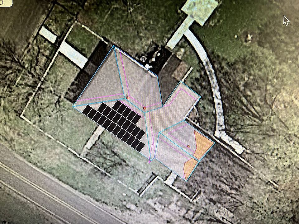Aerial. Accessible walkways 