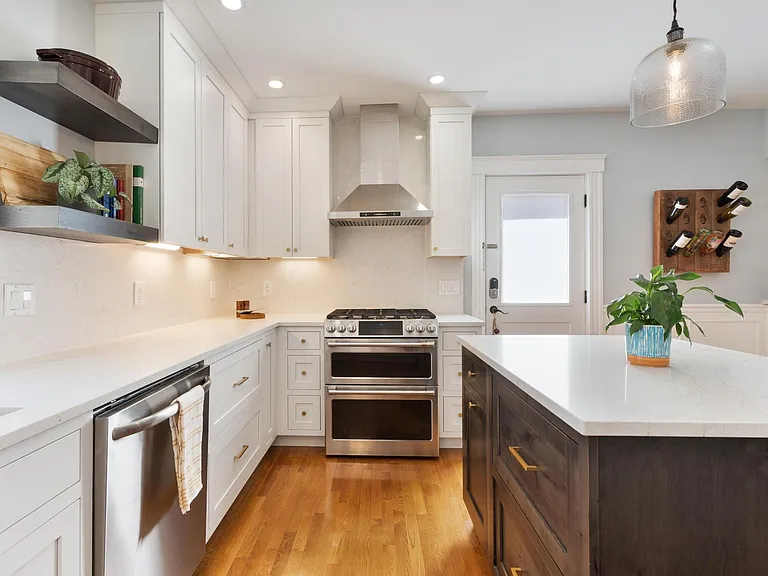 129 Washington St #129 — Photo 3