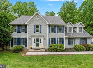 738 Norfolk Ln, Langhorne, PA 19053