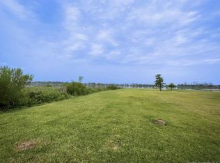 20 River Rd, Lake Charles, LA 70601