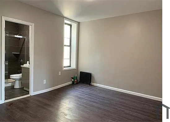 1039 College Ave — Photo 9