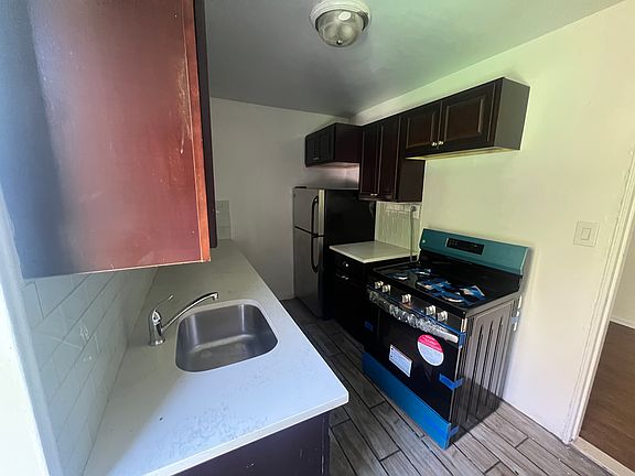 2nd image of 142-35 84th Dr APT 3G