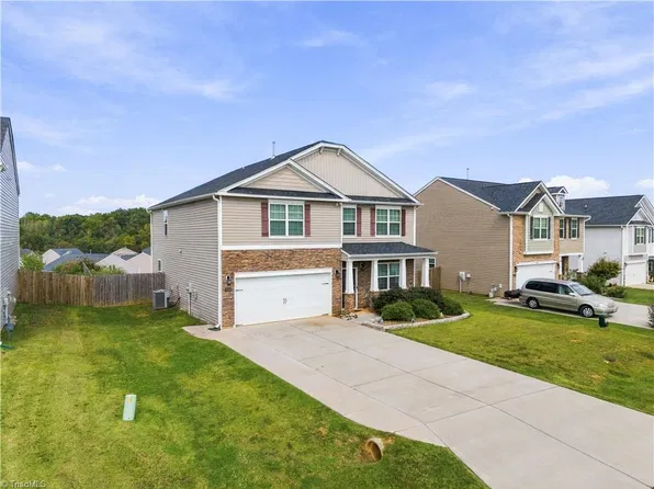 6563 Bellawood Dr, Trinity, NC 27370
