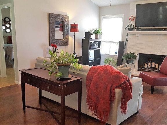 4th image of 8588 Waccamaw Ct