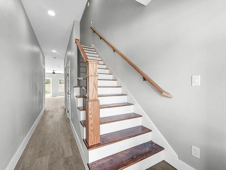 1084 Junell St #A — Photo 7