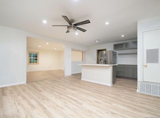 3130 Whitewing Ln, San Antonio, TX 78230