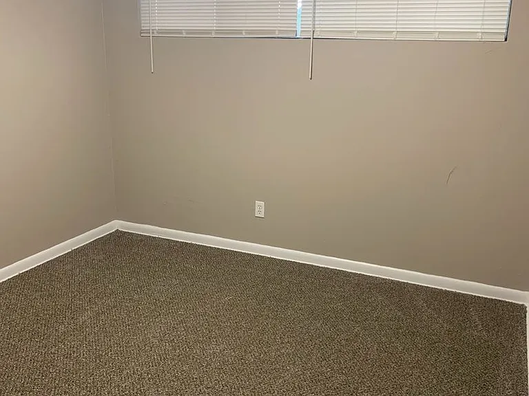 905 Rickey Pl — Photo 9