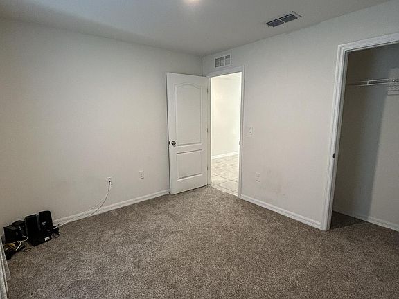 5th image of 112 Fordham St