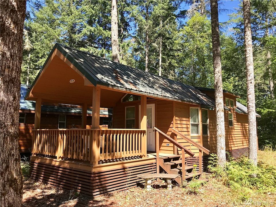 1st image of 1546 Reservation Rd SE #160