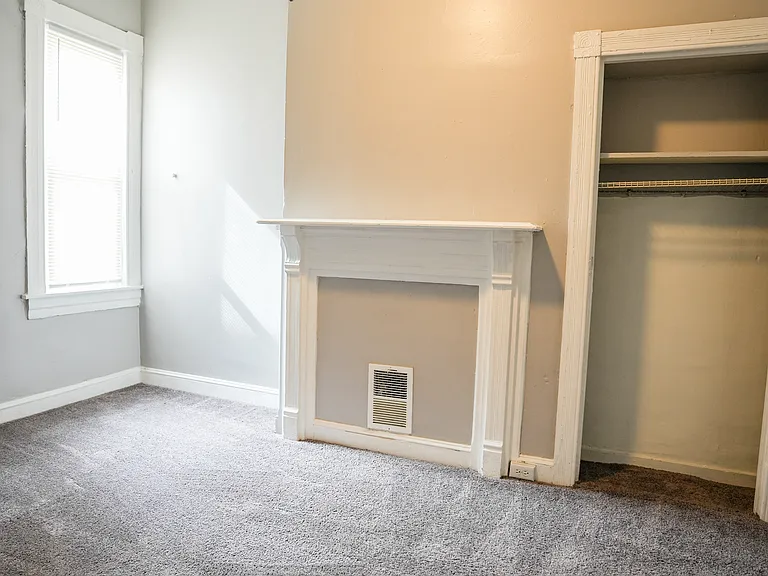 2532 Francis St — Photo 16