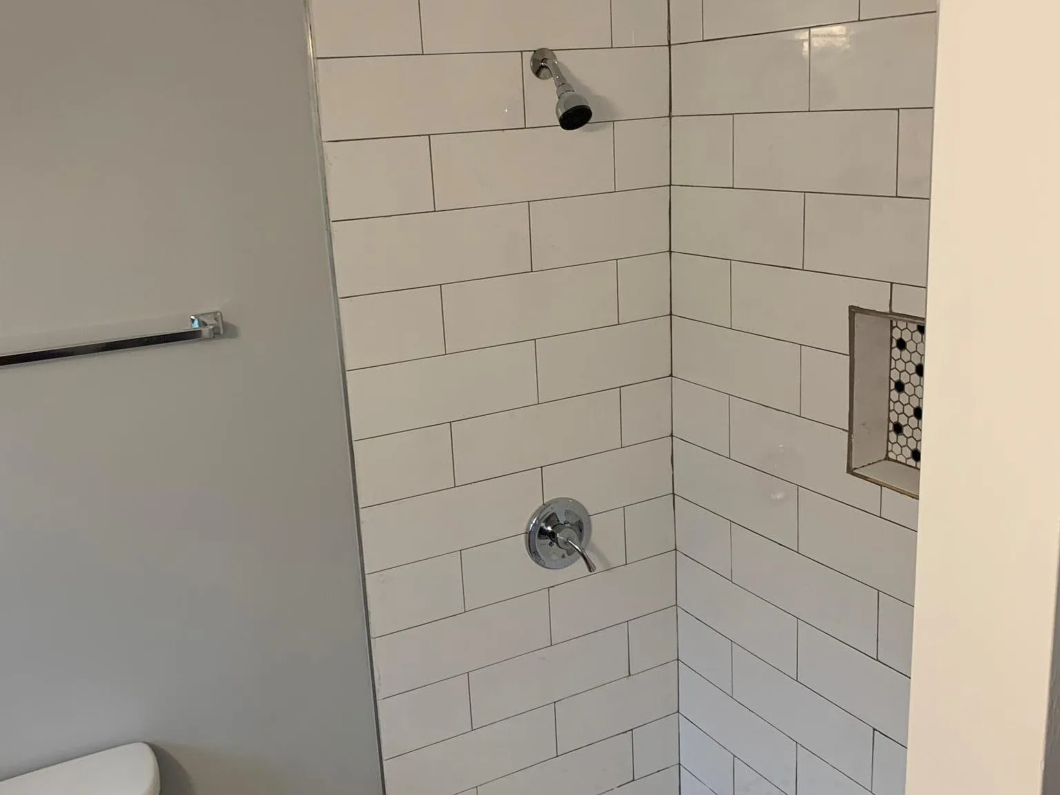 3 bed, 1.5 bath, 1020 sqft, $1,900 — Photo 4