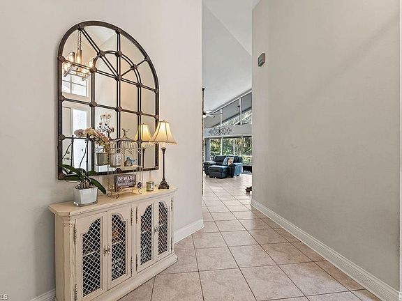 3rd image of 375 Pindo Palm DR