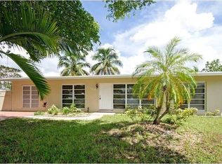 5709 NW 23rd St, Margate, FL 33063