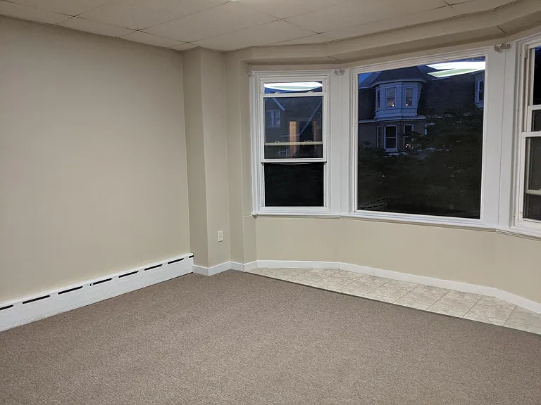 839 Broadway — Photo 1