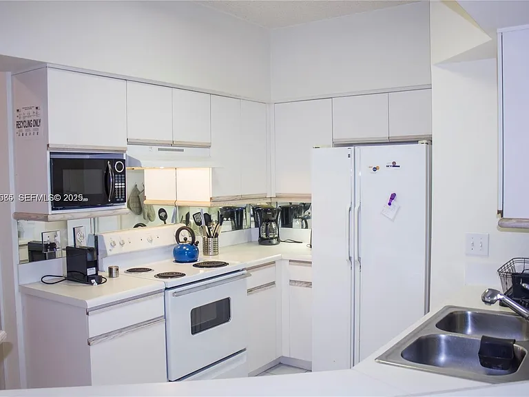 3145 NE 184th St #5306 — Photo 3