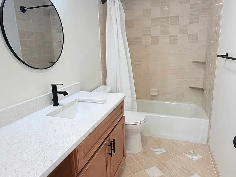 500 Washington St #207 — Photo 8