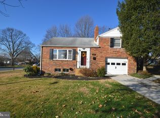 300 Rosewood Ln, Harrisburg, PA 17111