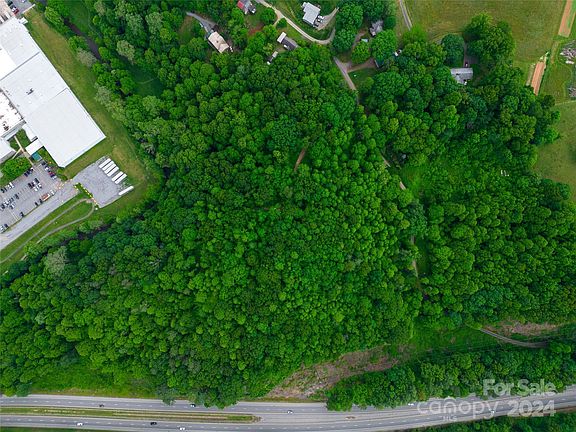3rd image of Tb Howell Meadow Dr