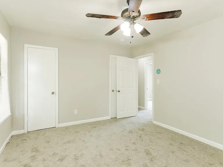 232 Glenvalley Ln NW — Photo 9