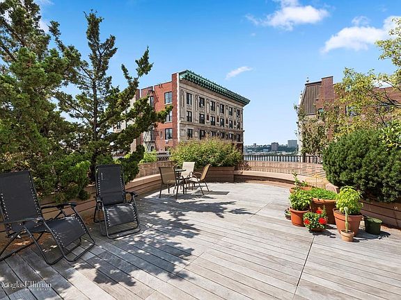 5th image of 615 W 113th St APT 26