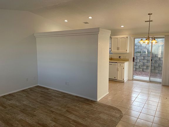 3rd image of 642 S 8th St #202
