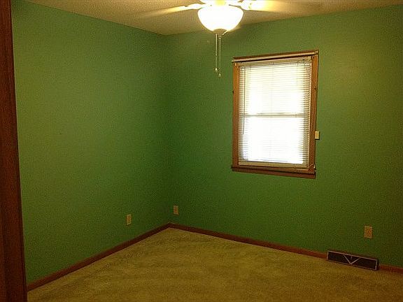 2nd Bedroom